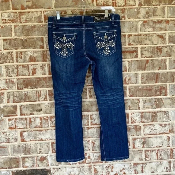 Premiere Distressed Bling Cross Pocket Jeans - Picture 10 of 12